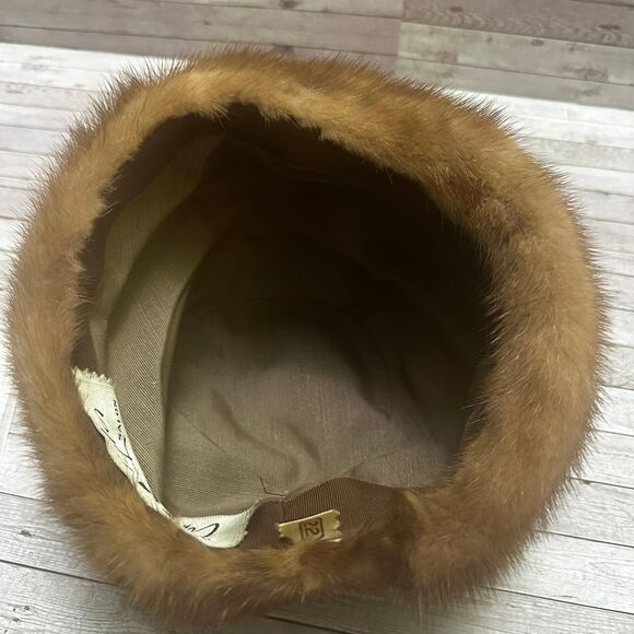 Lord & Taylor Women’s Winter Tan Fur Hat - Picture 9 of 12